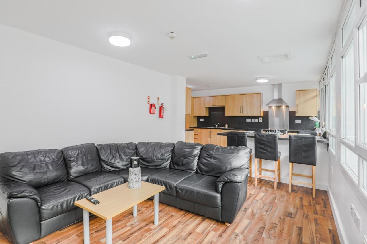 Oyo Sangha House - Short Stays 레스터 외부 사진
