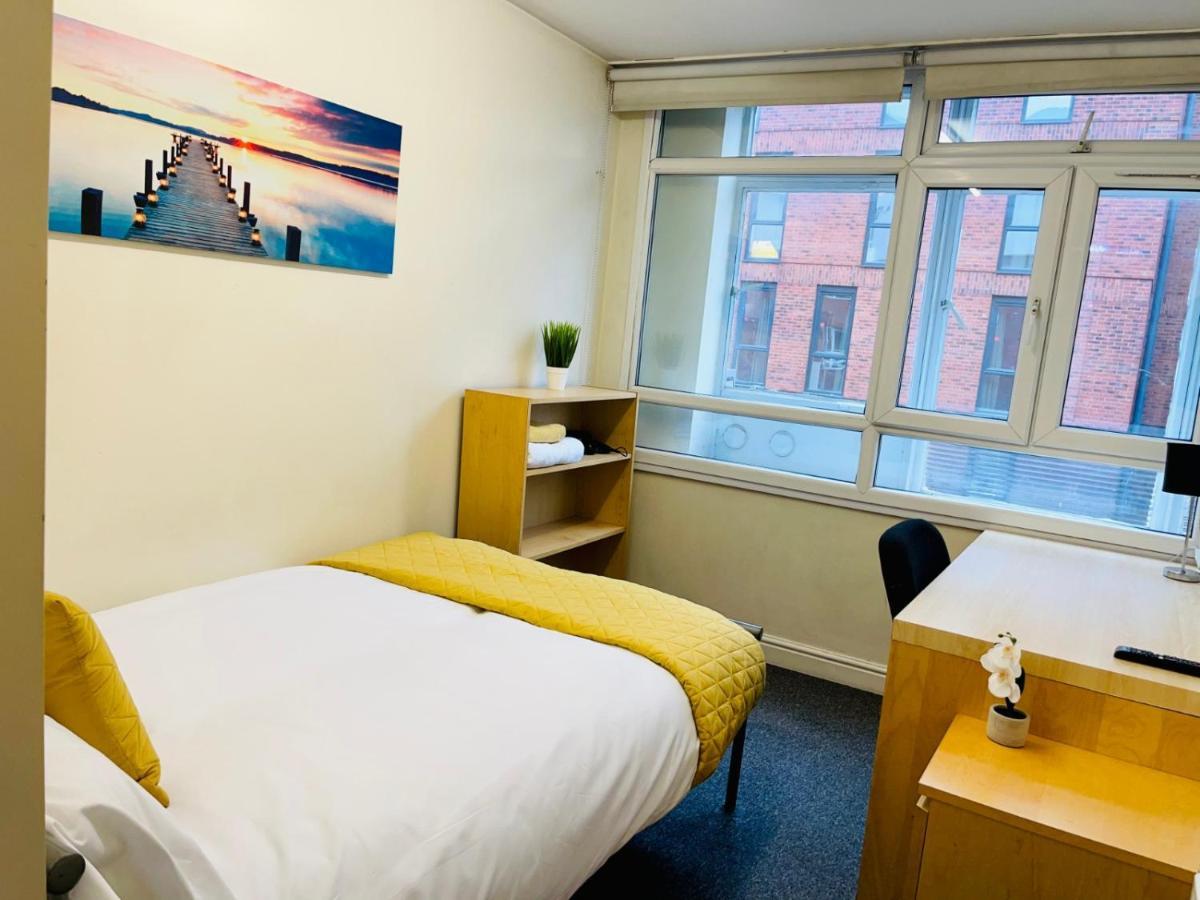 Oyo Sangha House - Short Stays 레스터 외부 사진